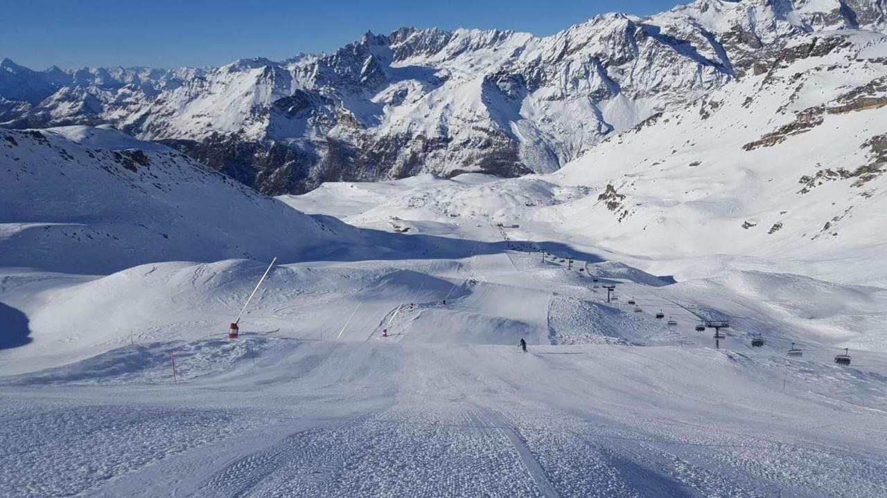 Le Petit Refuge Cervinia Apartment Breuil-Cervinia Bagian luar foto