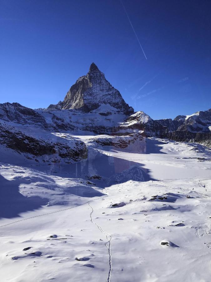 Le Petit Refuge Cervinia Apartment Breuil-Cervinia Bagian luar foto